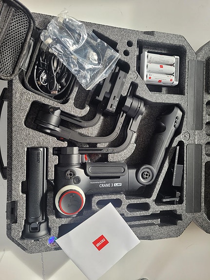 Product image 1 of 4