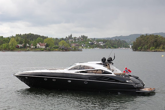Sunseeker Predator 68/72 6 of 30