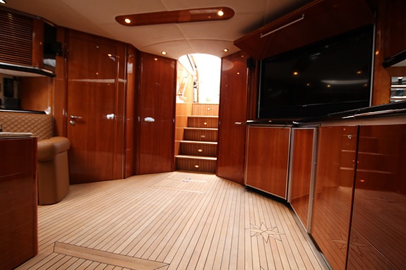 Sunseeker Predator 68/72 18 of 30