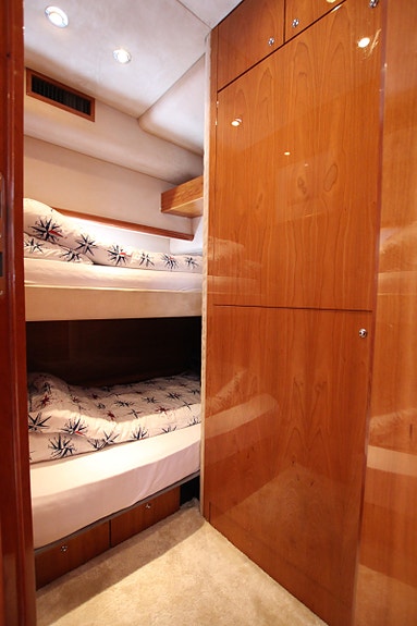 Sunseeker Predator 68/72 22 of 30