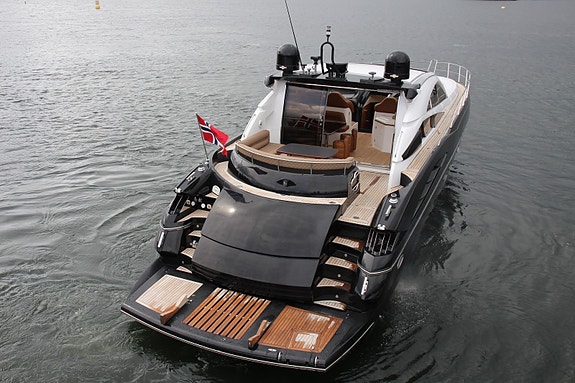 Sunseeker Predator 68/72 4 of 30