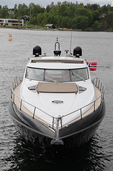 Sunseeker Predator 68/72 7 of 30