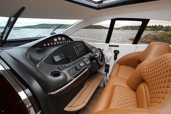 Sunseeker Predator 68/72 12 of 30