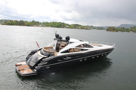 Sunseeker Predator 68/72 2 of 30
