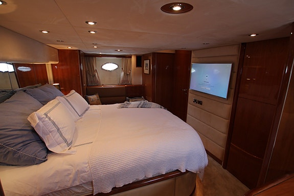 Sunseeker Predator 68/72 24 of 30