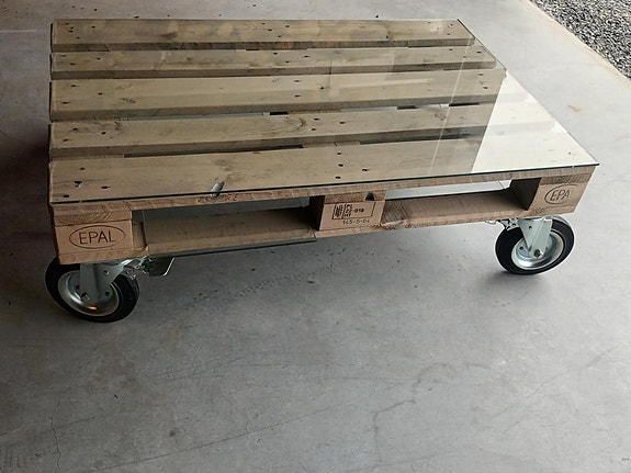 Product image 1 of 2