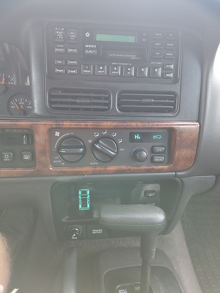 Jeep Grand Cherokee 5 of 5