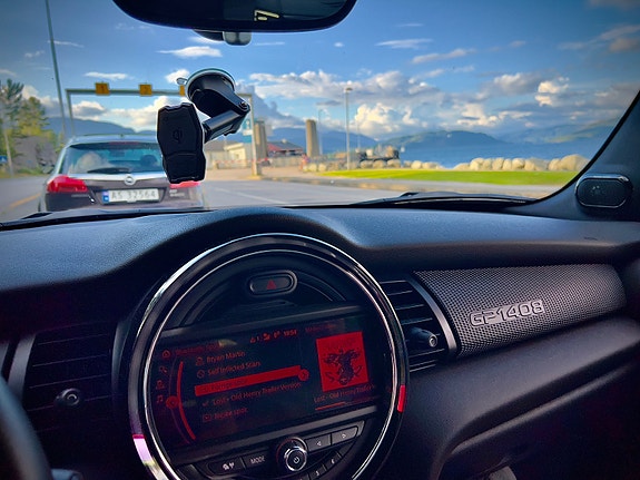 MINI Cooper S 22 of 30
