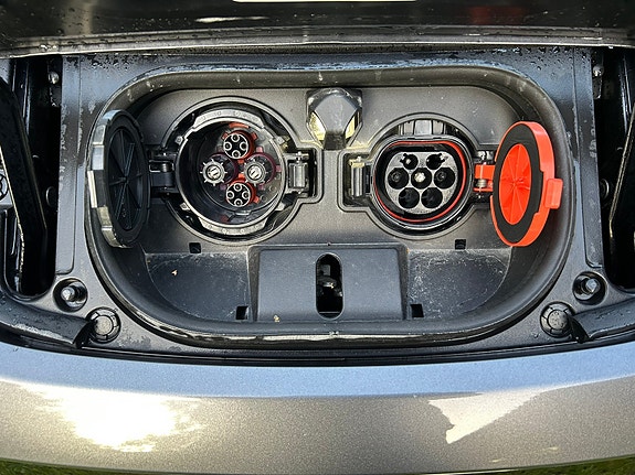 Nissan Leaf 22 of 23