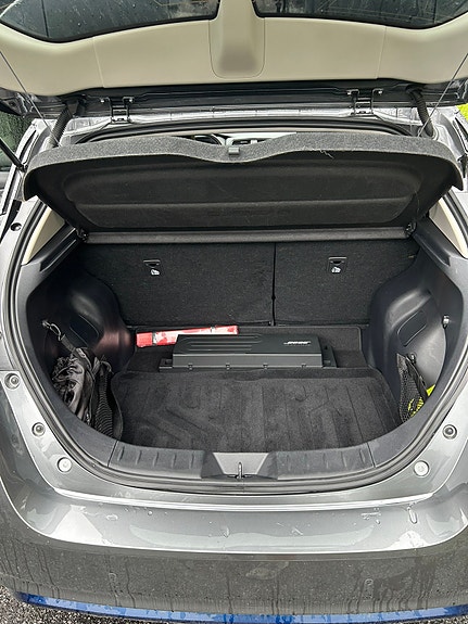 Nissan Leaf 9 of 23