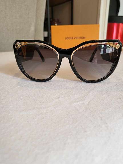 Louis Vuitton My Fair Lady Studs Cat-Eye Sunglasses - Black