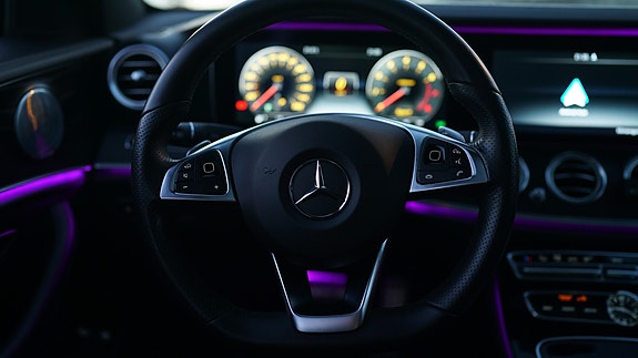 Mercedes-Benz 200 21 of 30