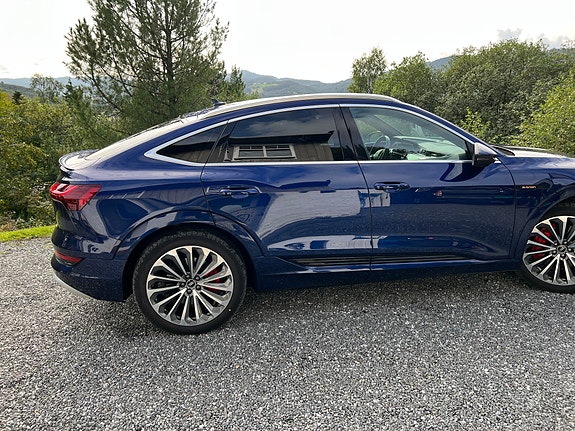 Audi e-tron Sportback 4 of 25