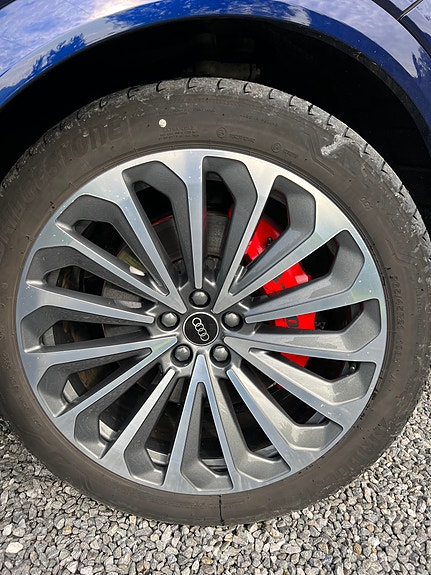 Audi e-tron Sportback 9 of 25
