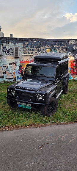 Land Rover Defender-Serie 8 of 30