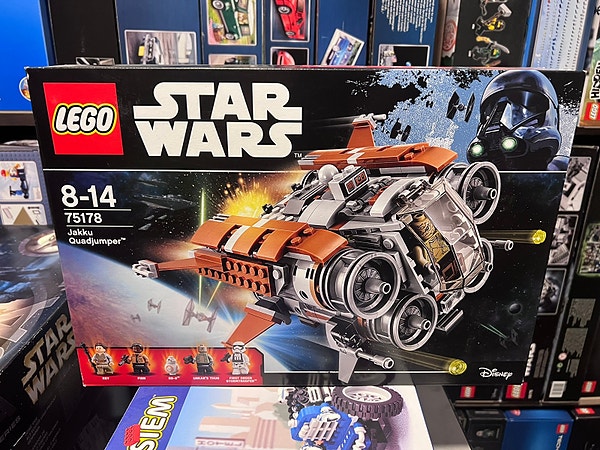 Lego sett 75178 Jakku Quadjumper