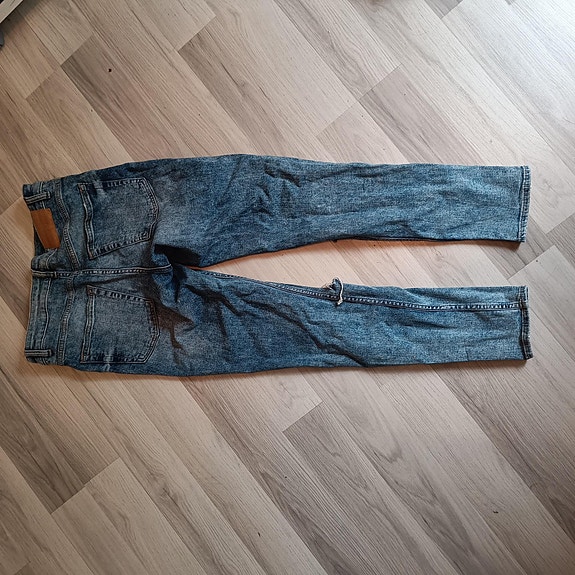 Product image 1 of 10