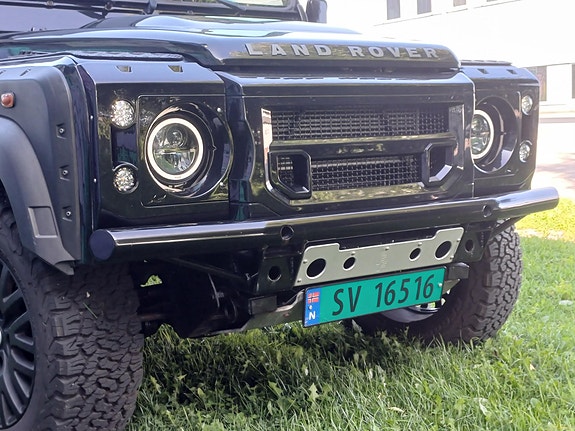 Land Rover Defender-Serie 6 of 30