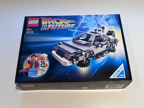 Lego sett 21103 The DeLorean Time Machine FINN-torget