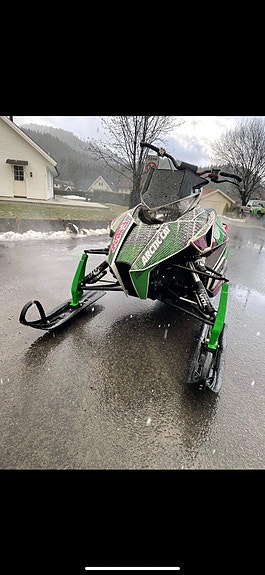 Arctic-cat F800 Sno Pro rr 2 of 2