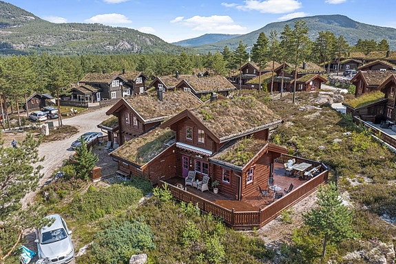 Krogsveen v/Vindum har gleden av å ønske velkommen til Lyngvegen 12!