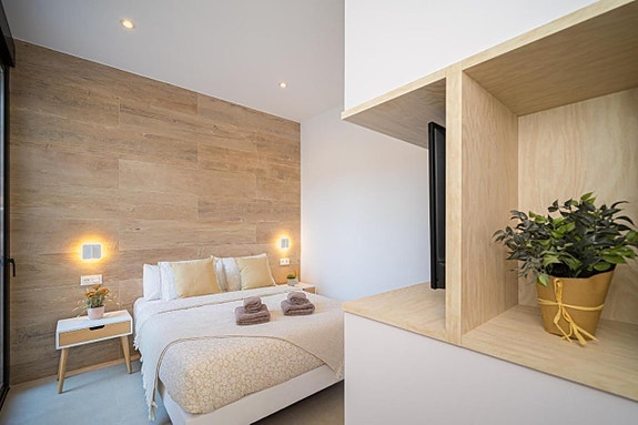 En megler med gode referanser - SPANIA1.no