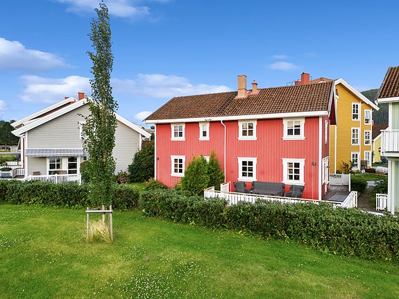 Eiendomsmegler 1 v/Gisle Kallestad har gleden av å presentere Bergithe Hansens vei 12