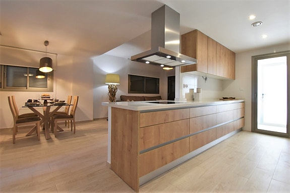 En megler med gode referanser - SPANIA1.no