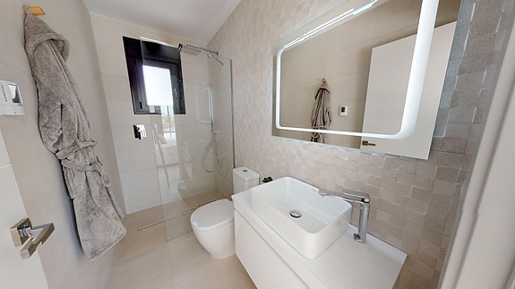 En megler med gode referanser - SPANIA1.no