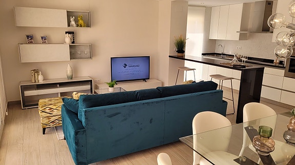 En megler med gode referanser - SPANIA1.no