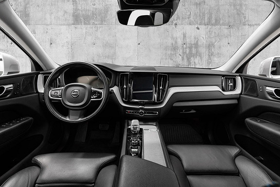 2020 Volvo XC60 T8 AWD Inscription aut
