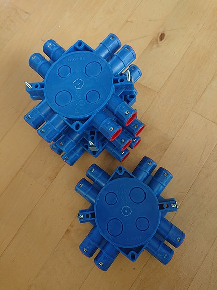Product image 1 of 3