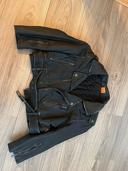 Product image 1 of 7