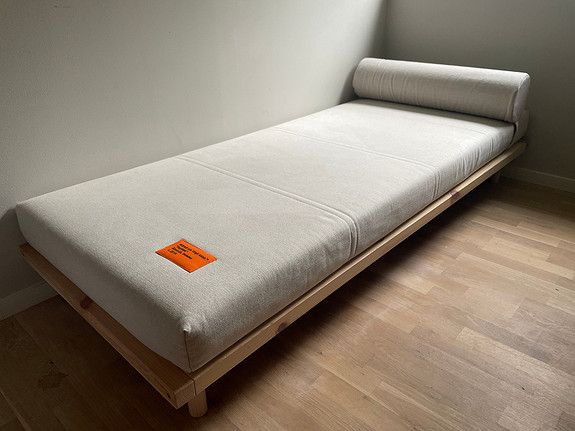Ikea Markerad Virgil Abloh dagseng/daybed