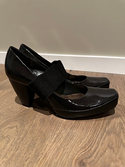 Product image 1 of 7