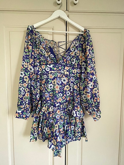 Product image 1 of 4