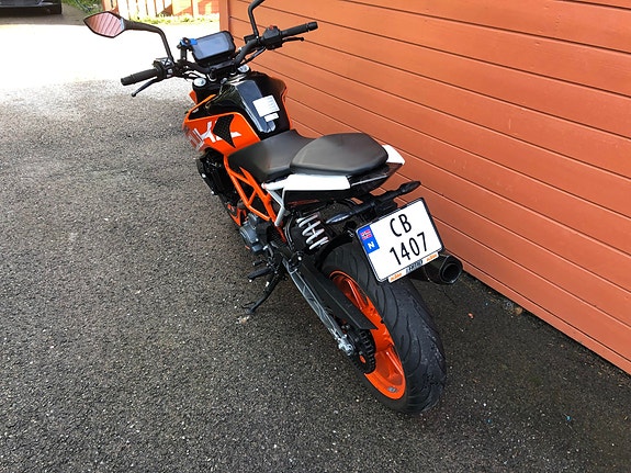 KTM Duke 390 5 of 9