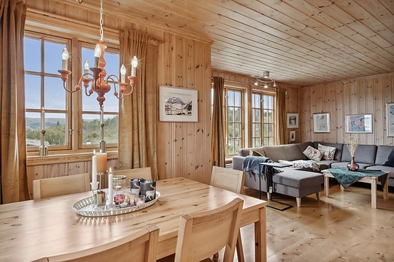 Velkommen til Grønebakkin 2 O, en eiendom presentert av EiendomsMegler 1 Fjellmegleren!
