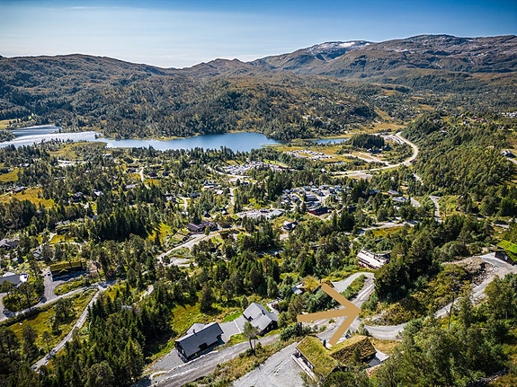 - Nordvik Bolig v/ Erlend Stokmo har gleden av å presentere denne hyttetomten på Kvamskogen -