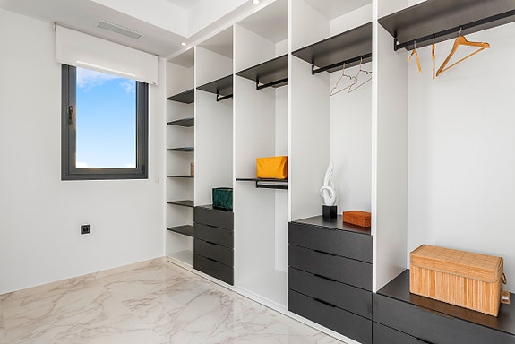 En megler med gode referanser -  SPANIA1.no