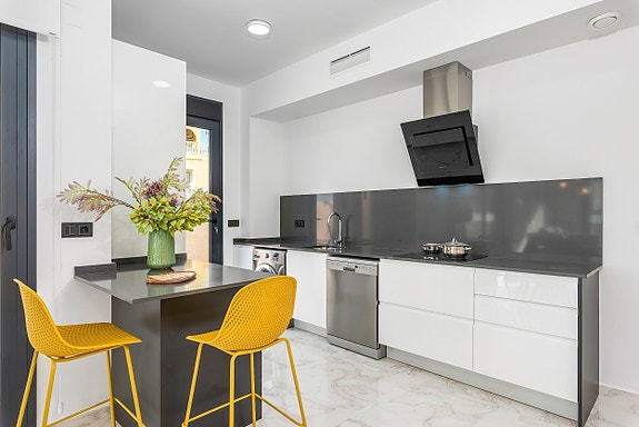 En megler med gode referanser -  SPANIA1.no