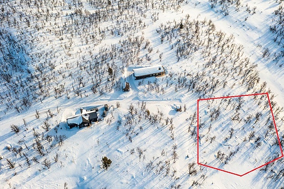 Velkommen til Dagali og denne flotte tomten innerst i feltet! Skisserte grenser er kun til illustrasjon - avvik kan forekomme