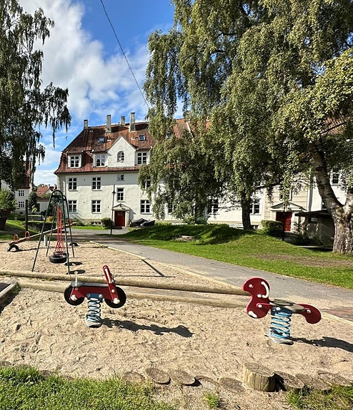 Velkommen til Armauer Hansens gate 5 - presentert av Andrew Jackson Hemker v./Privatmegleren Park