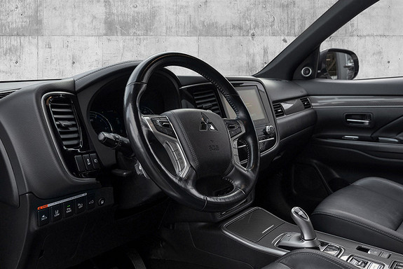 2020 Mitsubishi Outlander PHEV Instyle+ 2,4 224hk