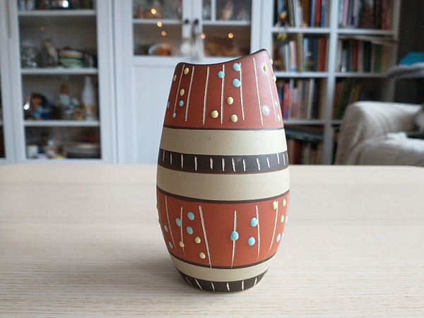 Vintage vase i keramikk