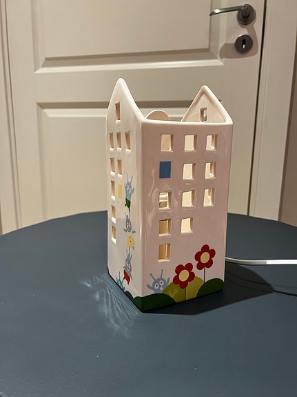 Product image 1 of 3
