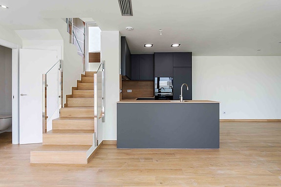 En megler med gode referanser -  SPANIA1.no