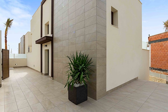 En megler med gode referanser -  SPANIA1.no