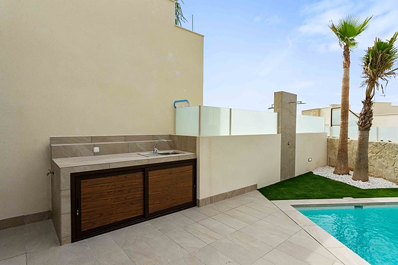 En megler med gode referanser -  SPANIA1.no