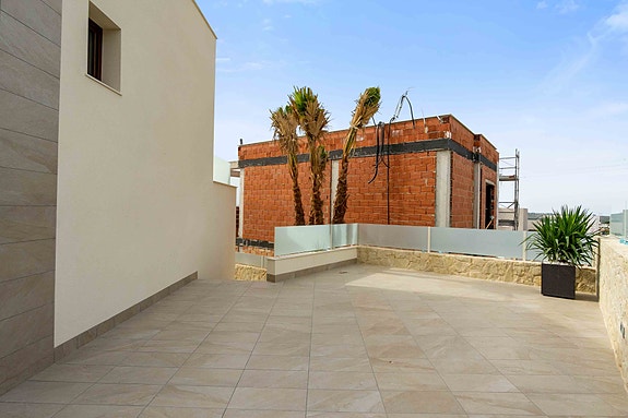 En megler med gode referanser -  SPANIA1.no